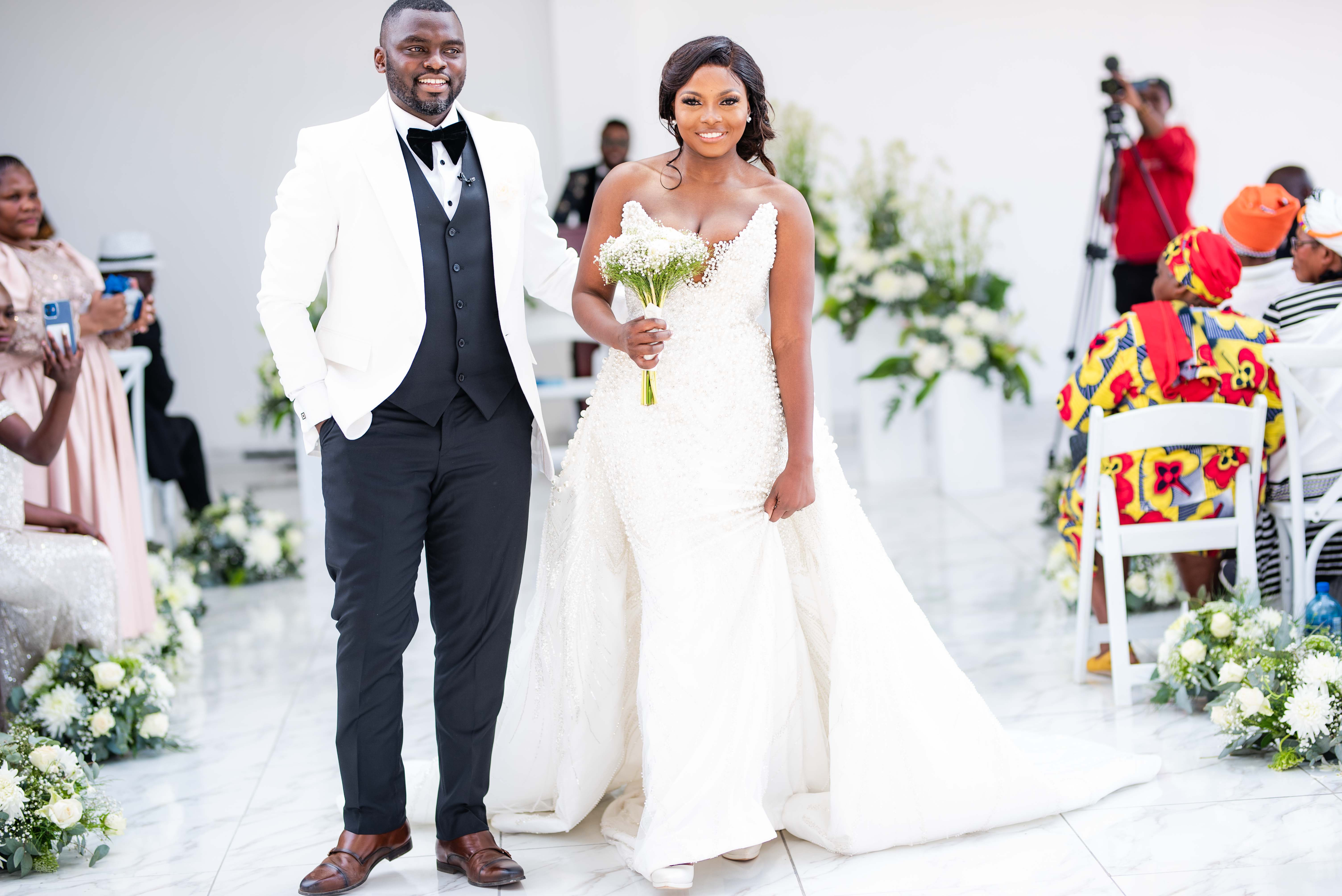 Couple in Chapel (2)